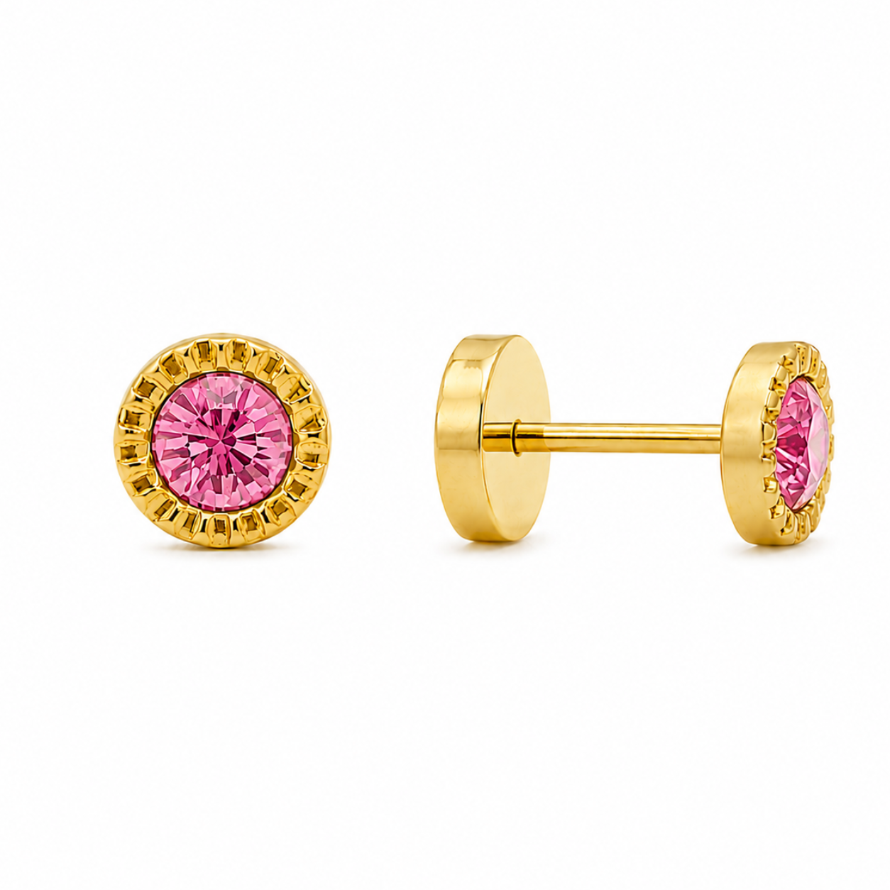 Primer plano de aro abridor de oro 18k con circón Rosado y borde labrado, mostrando la vista frontal y el sistema de tope de seguridad a presión