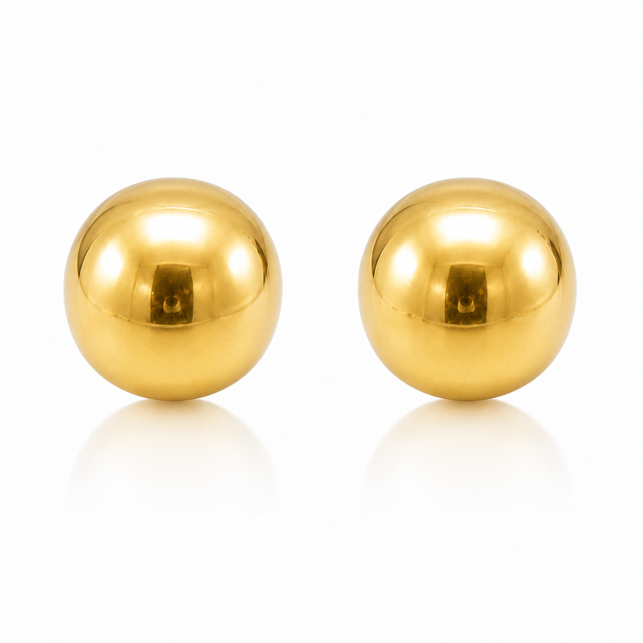Aros de oro 18k bolita lisa de 6 mm para niña, vista frontal con acabado pulido brillante