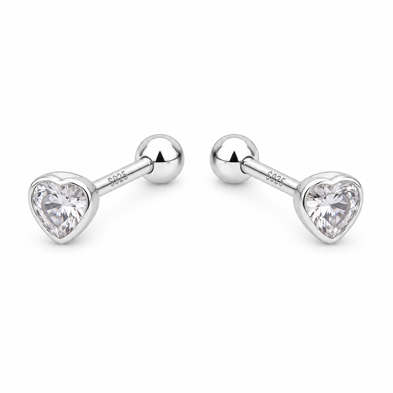 Aros de corazón con circón engastado en plata ley 925