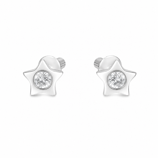 Par de aros abridores de plata ley 925 con forma de estrella, un circón central brillante y sistema de cierre de tornillo con tope de seguridad.
